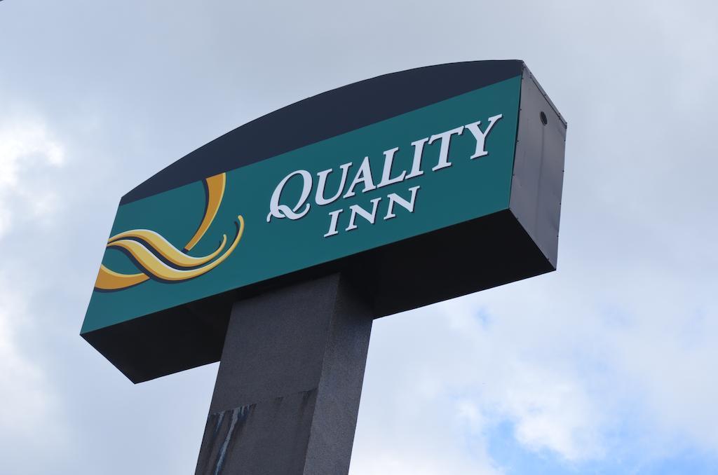 Quality Inn Tigard Portland Southwest Kültér fotó